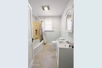 4056 Highway 77, Graceville, FL 32440 - Photo 9