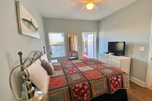 9902 S Thomas Dr, Panama City, FL 32408 - Photo 11