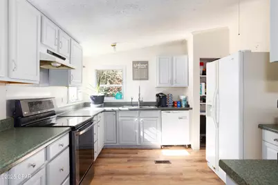 6618 Bolivia Street, Youngstown, FL 32466 - Photo 11