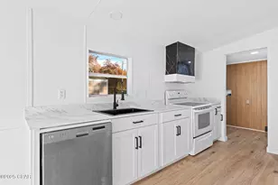 3735 E 6th St, Panama City, FL 32401 - Photo 11