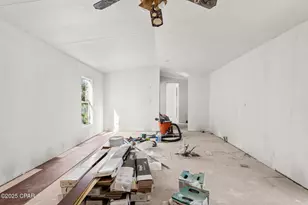 2122 W 29th St, Panama City, FL 32405 - Photo 5