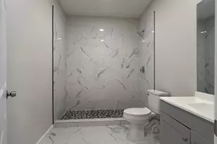 2913 E 5th Ct, Panama City, FL 32401 - Photo 11