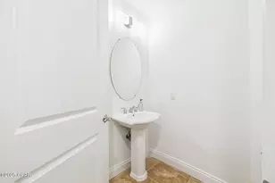 118 Carillon Market St, Panama City Beach, FL 32413 - Photo 25