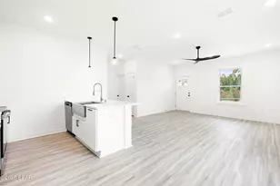 2601 E 6th St, Panama City, FL 32401 - Photo 13