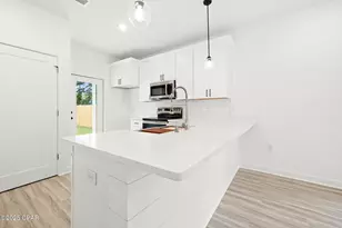 910 E 9th Ct, Panama City, FL 32401 - Photo 3