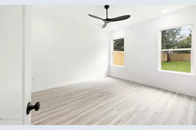 910 E 9th Court, Panama City, FL 32401 - Photo 17