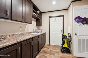 214 Lakepoint Rd, Alford, FL 32420 - Photo 17