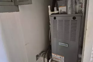 853 1st St, Chipley, FL 32428 - Photo 19