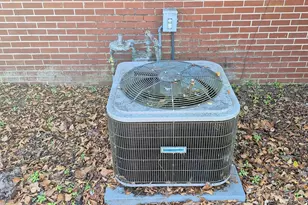 853 1st St, Chipley, FL 32428 - Photo 23