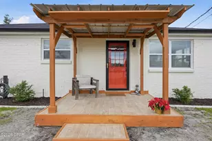 2009 Brenda Cir, Lynn Haven, FL 32444 - Photo 7