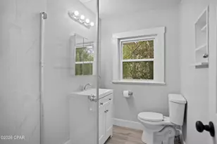 657 Main St, Chipley, FL 32428 - Photo 15