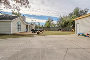 914 Virginia Ave, Lynn Haven, FL 32444 - Photo 35