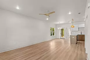 2411 E 16th St, Panama City, FL 32405 - Photo 7