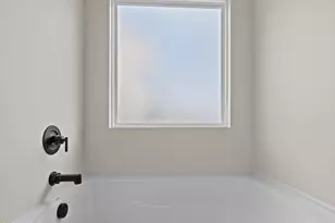 2411 E 16th St, Panama City, FL 32405 - Photo 31