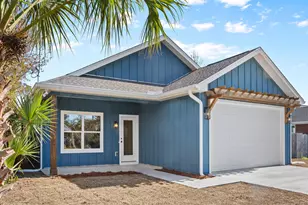 2411 E 16th St, Panama City, FL 32405 - Photo 1