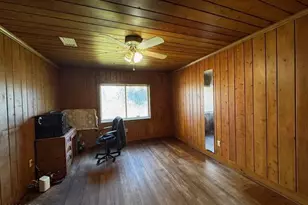 2363 Park Ave, Alford, FL 32420 - Photo 5