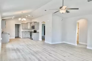 1202 Primrose Ln, Panama City, FL 32404 - Photo 5