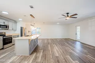 946 Rosemont Dr, Panama City, FL 32405 - Photo 9