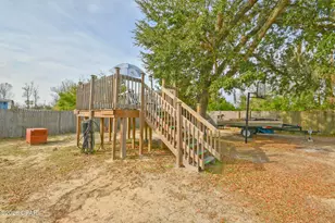 1114 Illinois Ave, Lynn Haven, FL 32444 - Photo 39