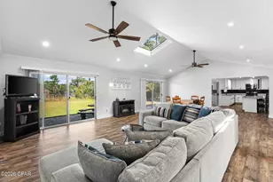 452 Mallet Bayou Rd, Freeport, FL 32439 - Photo 9