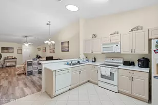 63 Park Pl, Panama City Beach, FL 32413 - Photo 11