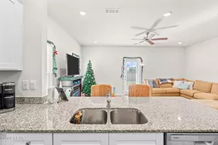 1762 Jakes Dr, Panama City, FL 32405 - Photo 9