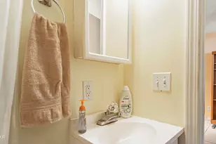 124 W Leslie Ln, Panama City Beach, FL 32407 - Photo 13