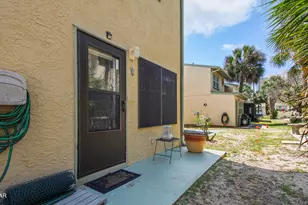 124 W Leslie Ln, Panama City Beach, FL 32407 - Photo 25