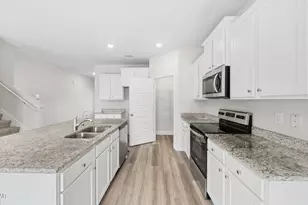 1254 Jack Jack Dr, Lynn Haven, FL 32444 - Photo 3