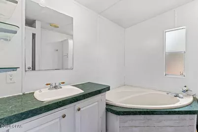 2635 Springhill Road, Bonifay, FL 32425 - Photo 15