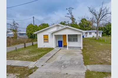 709 E 13th Court, Panama City, FL 32401 - Photo 9