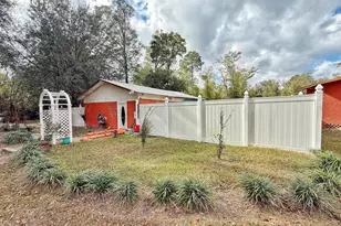 5837 Catalina Ln, Greenwood, FL 32443 - Photo 5