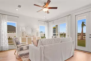 701 Longpoint Wy, Panama City Beach, FL 32407 - Photo 9