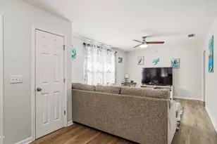 1621 E 9th St, Panama City, FL 32401 - Photo 9