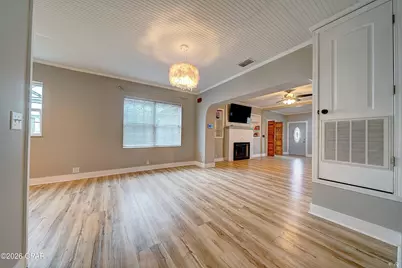 213 N Cove Boulevard, Panama City, FL 32401 - Photo 9