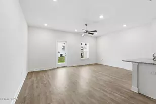 1678 Caleigh Ct, Lynn Haven, FL 32444 - Photo 17