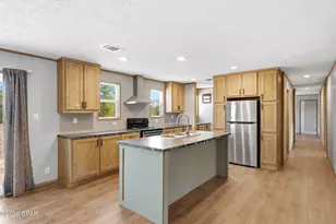 10904 Alex Dr, Fountain, FL 32438 - Photo 9