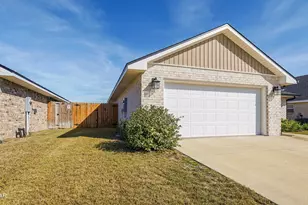 3812 Redbud Wy, Panama City, FL 32404 - Photo 3