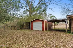 1208 Alex Brown Rd, Bonifay, FL 32425 - Photo 7