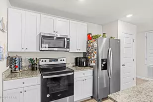 270 Boggy Crk Wy, Callaway, FL 32404 - Photo 17