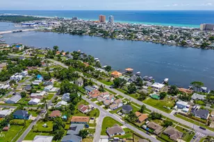 6320 N Lagoon Dr, Panama City, FL 32408 - Photo 29