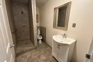 2233 Pate Pond Rd, Caryville, FL 32427 - Photo 11