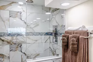 15617 Front Beach Rd, Panama City Beach, FL 32413 - Photo 11