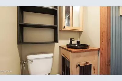 23588 NW Lamont Road, Fountain, FL 32438 - Photo 17