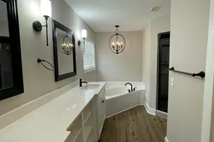 3234 Country Club Dr, Lynn Haven, FL 32444 - Photo 13