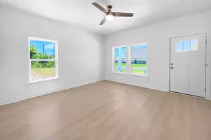 592 Bonnet St, Port Saint Joe, FL 32456 - Photo 5