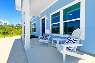 592 Bonnet St, Port Saint Joe, FL 32456 - Photo 7