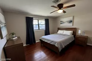 652 N 2nd St, Chipley, FL 32428 - Photo 17