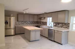 807 Maple St, Chipley, FL 32428 - Photo 5