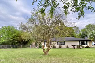 807 Maple St, Chipley, FL 32428 - Photo 23